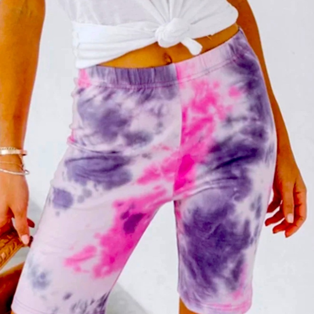 Pink/purple tie dye shorts XL